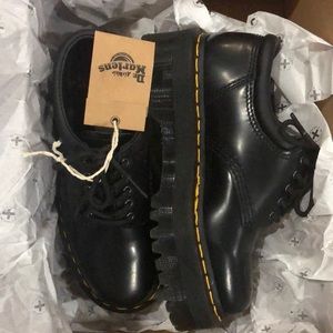 COPY - Dr. Martens 8053 Leather Platform Casual Shoes (Black Polished Smooth)